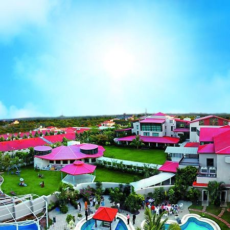 Leonia Holistic Destination Hotel Shamirpet Exterior foto