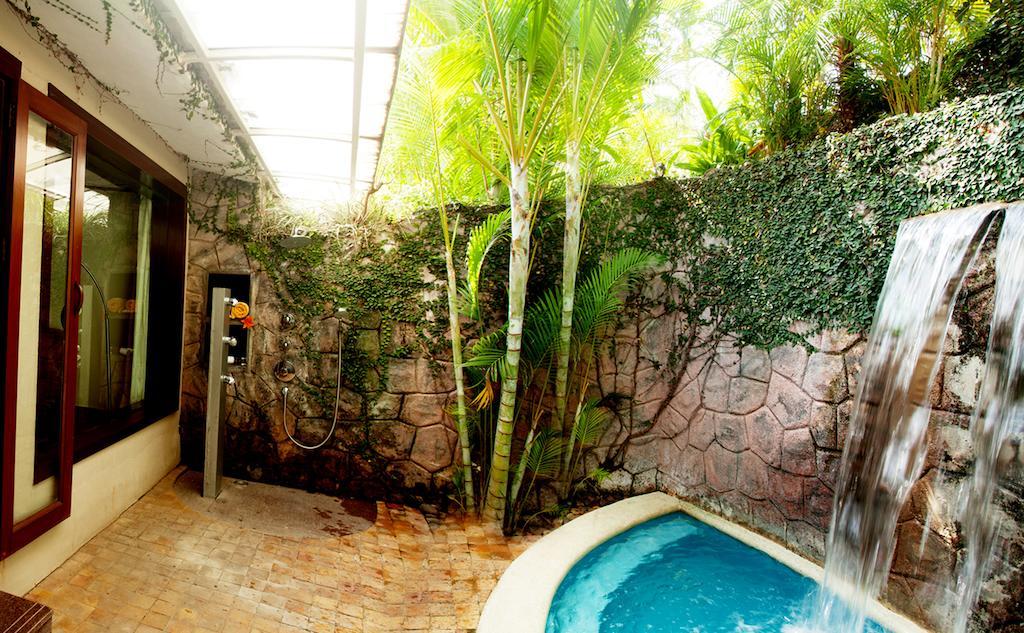 Leonia Holistic Destination Hotel Shamirpet Quarto foto