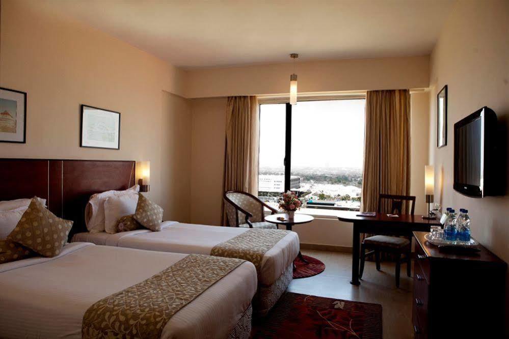 Leonia Holistic Destination Hotel Shamirpet Exterior foto